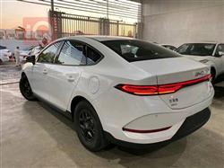 بي واي دي Qin Plus